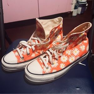 Converse Platform Chuck Taylors Daisy